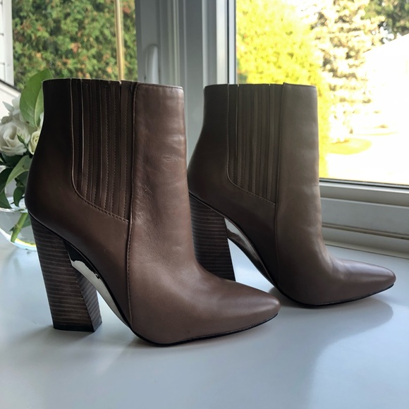 BCBG booties - Picture 4 of 6